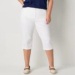 2/$30 St John’s Bay White Jeans Sz 16W White Capri Cropped Pants Vacation Cruise